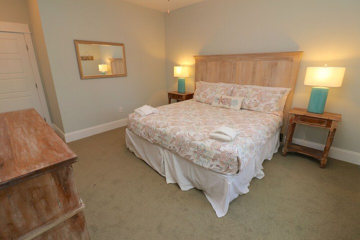 Beacon Villas at Corolla Light Resort by KEES Vacations
