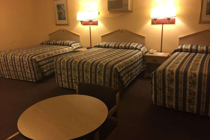 Room 21 of 25