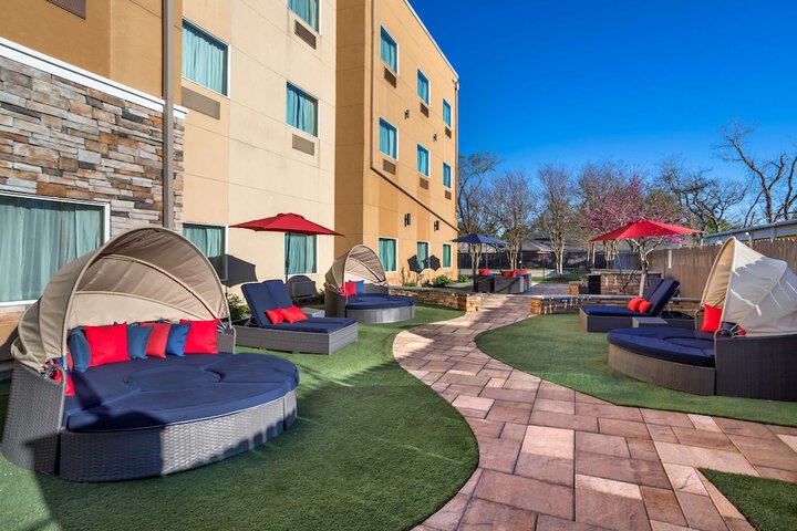 Best Western Plus Lake Jackson Inn & Suites
