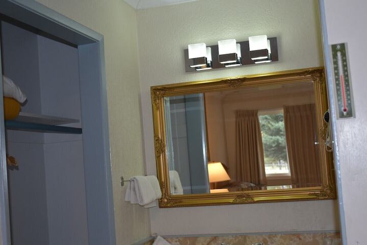 Room 19 of 56