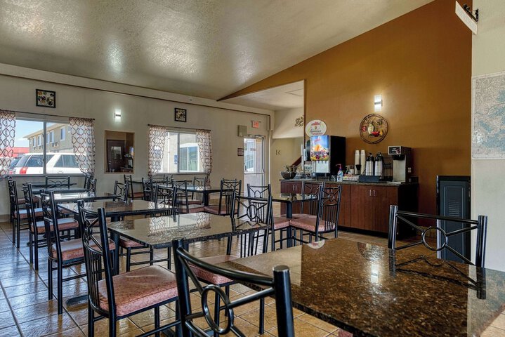 Super 8 by Wyndham Alamosa