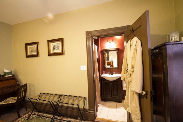 Room 13 of 41
