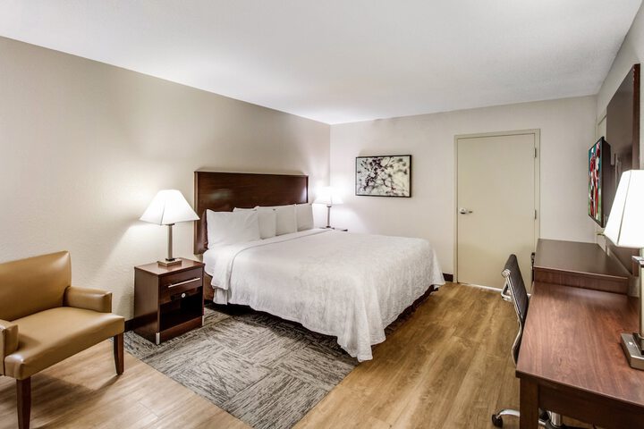 Red Roof Inn PLUS+ Dallas – Addison