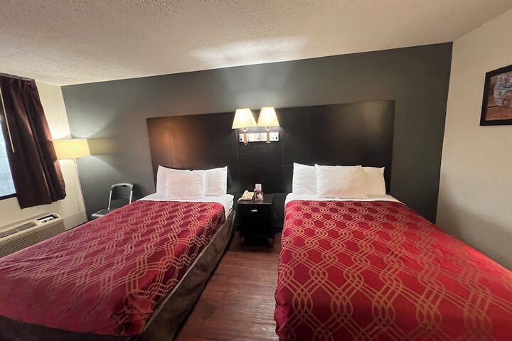 Room 17 of 30