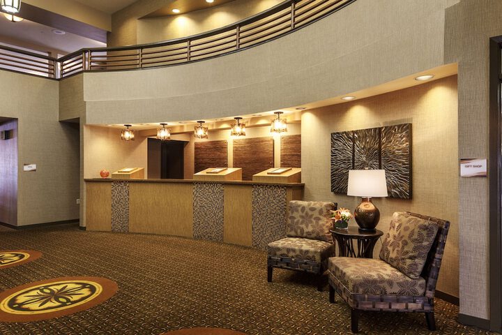 Hallmark Resort - Newport