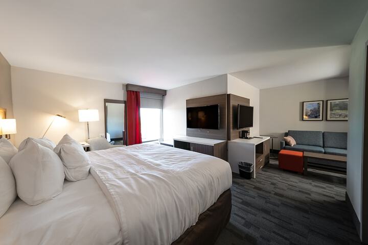 Room 25 of 108