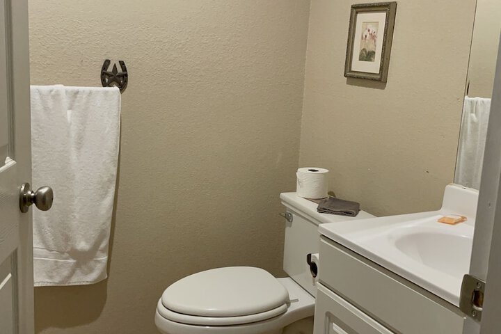 Room 32 of 62
