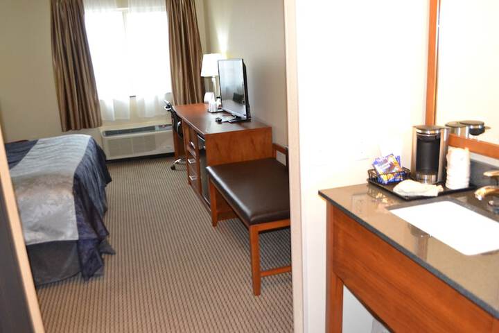 Room 17 of 47