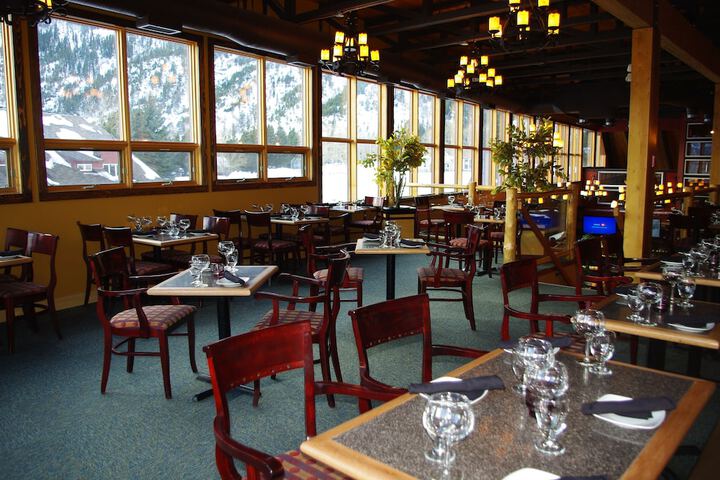 Dining 93 of 110