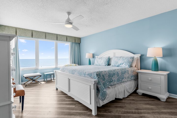 Litchfield Beach & Golf Resort