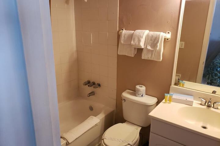 Room 31 of 49