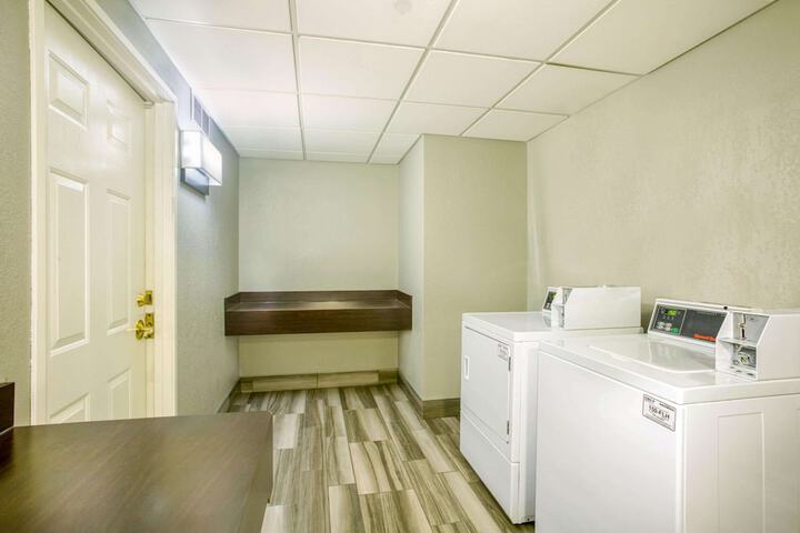 Room 15 of 51