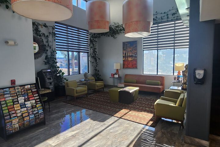 Hotel Interior 12 of 143
