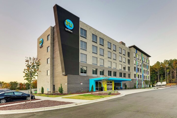 Hotel 12 of 66
