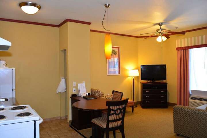 Room 12 of 19