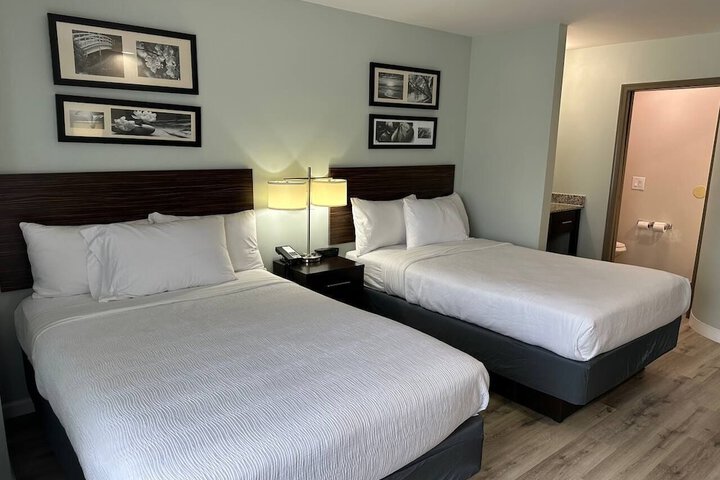 Wingate by Wyndham Bel Air I-95 Exit 77A / APG Area