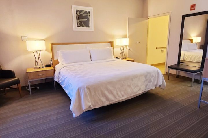Room 45 of 61