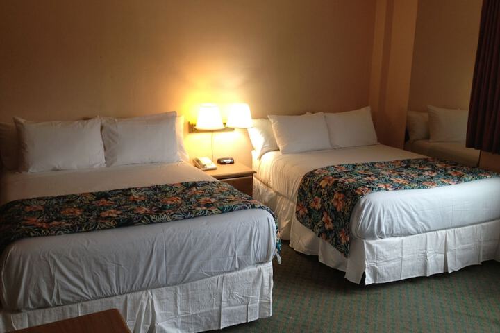 Room 13 of 39