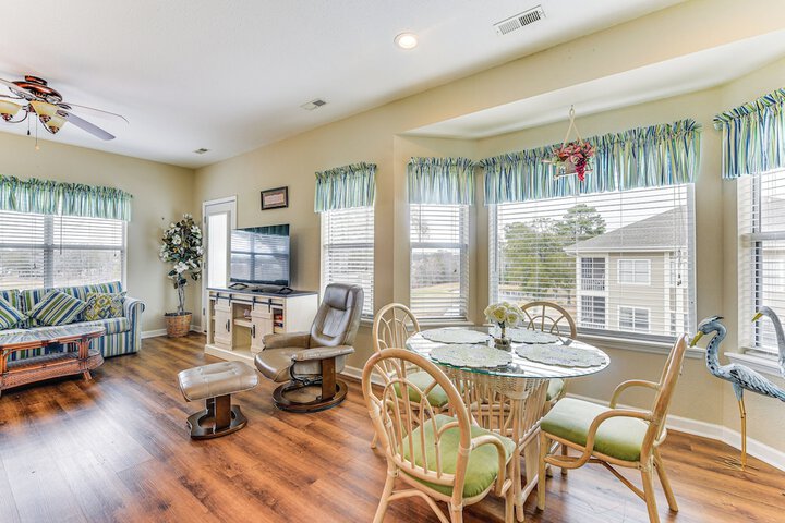 Golfers Oasis 1 Mi to Ocean: River Creek II Condo