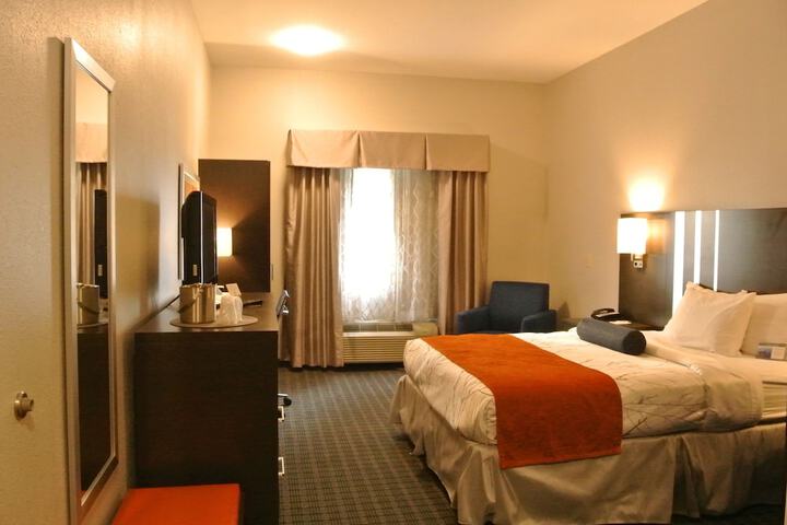 Room 28 of 31