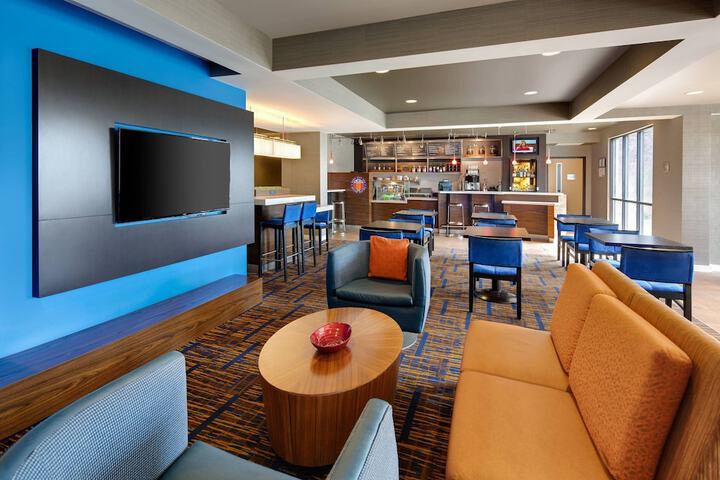 Hotel Interior 14 of 38