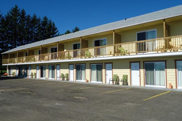 Hotel 14 of 67