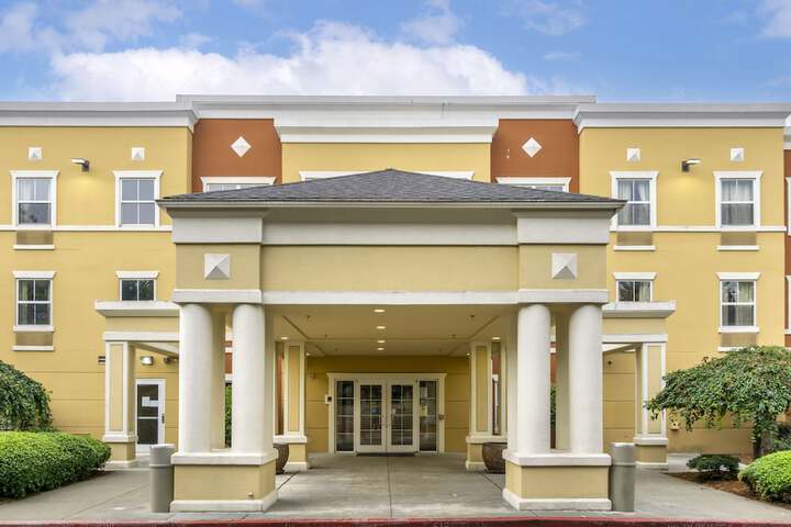 Hotel 2 of 27