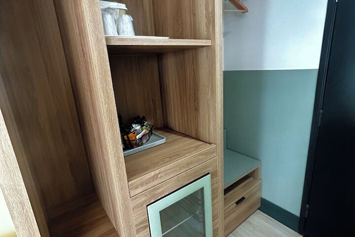 Room 54 of 86