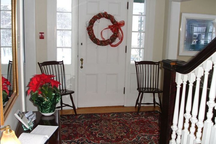 THE TRUMBULL HOUSE BED AND BREAKFAST