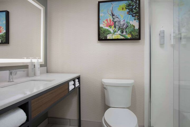 Room 15 of 41