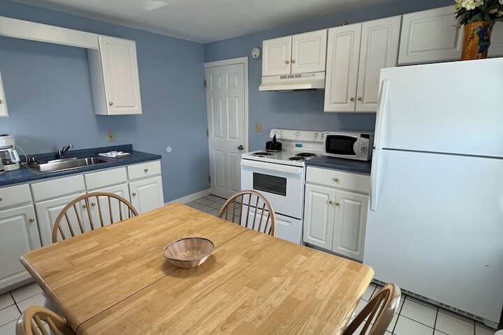 Beau Rivage Motel