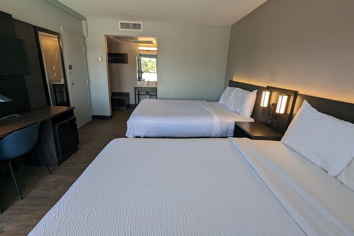 Room 62 of 64