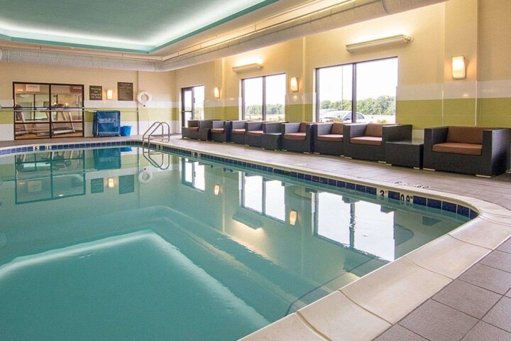 Pool 15 of 91