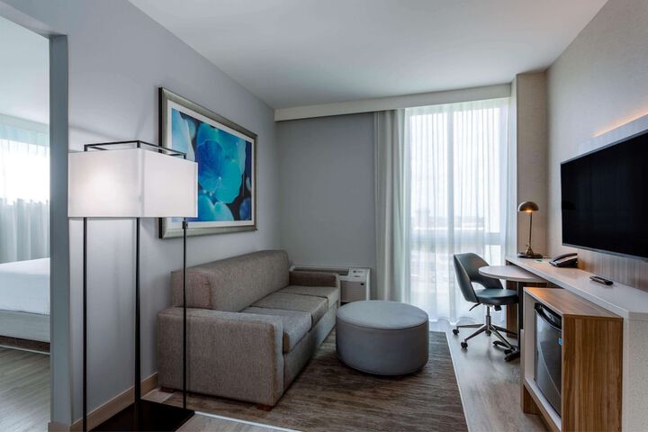 Room 16 of 63
