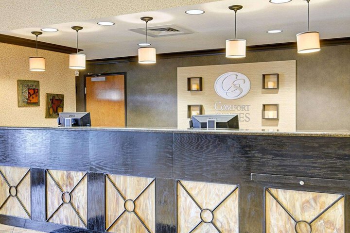 Hotel Interior 10 of 32