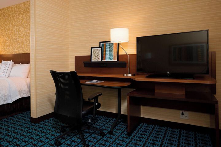 Room 14 of 33