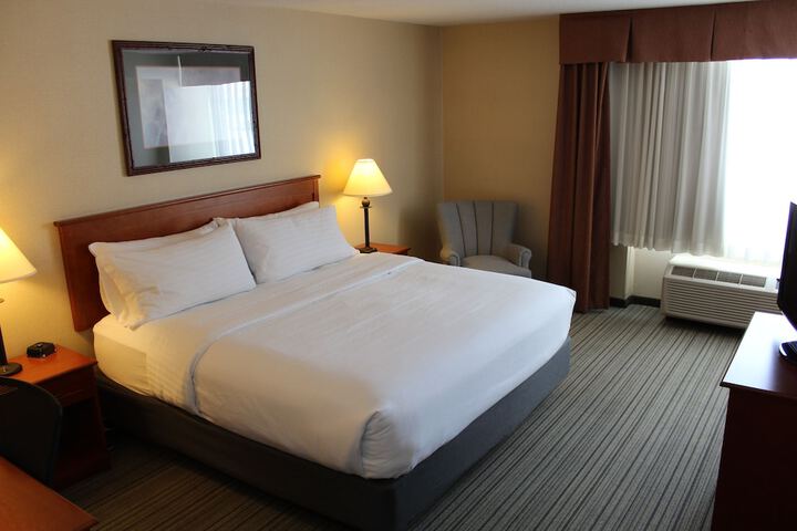 Room 13 of 15