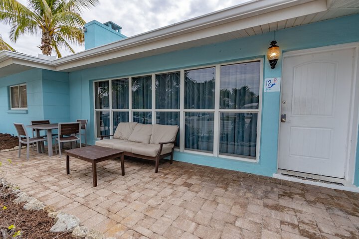 Siesta Key Beachside Villas