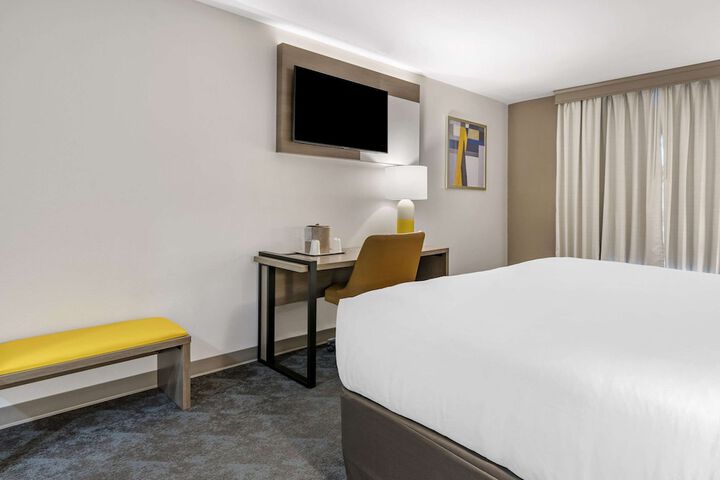 Room 15 of 47
