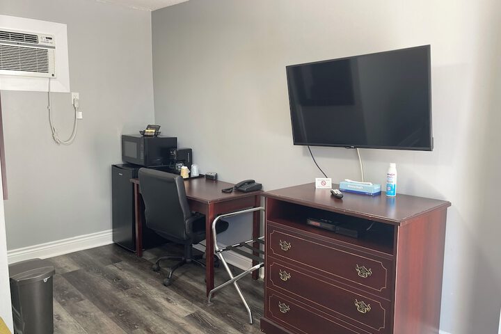 Room 26 of 54