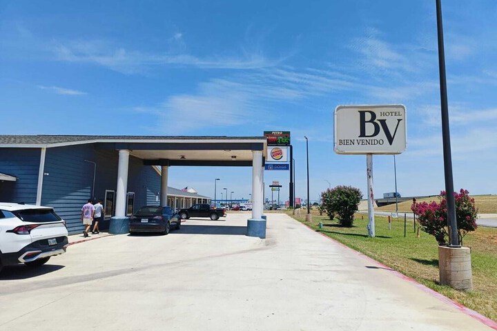 Hotel O Bien Venido Pearsall I-35
