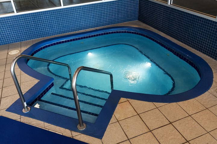 Pool 5 of 47