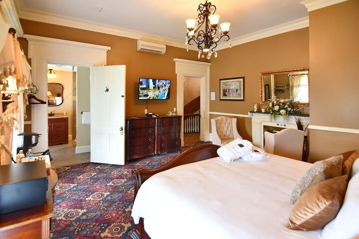Room 7 of 22
