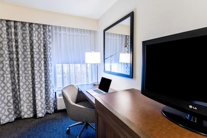 Room 18 of 57