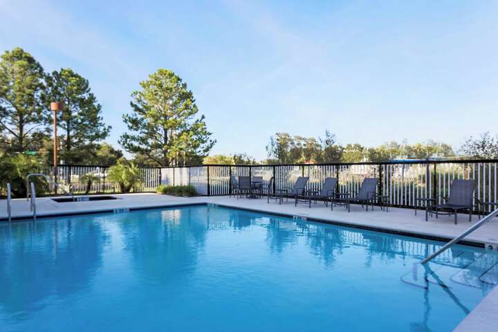 Fairfield Inn & Suites by Marriott Tampa Fairgrounds / Casino