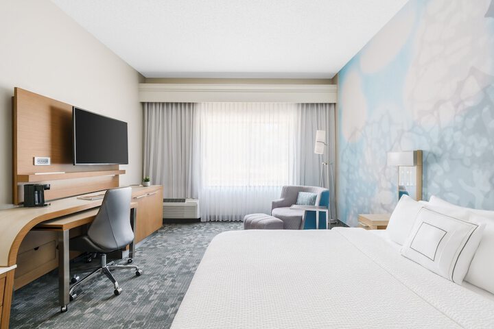 Room 18 of 44