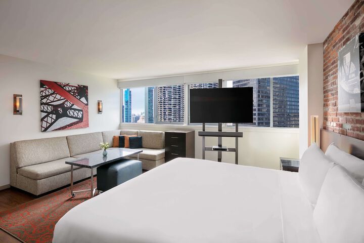 Room 51 of 149