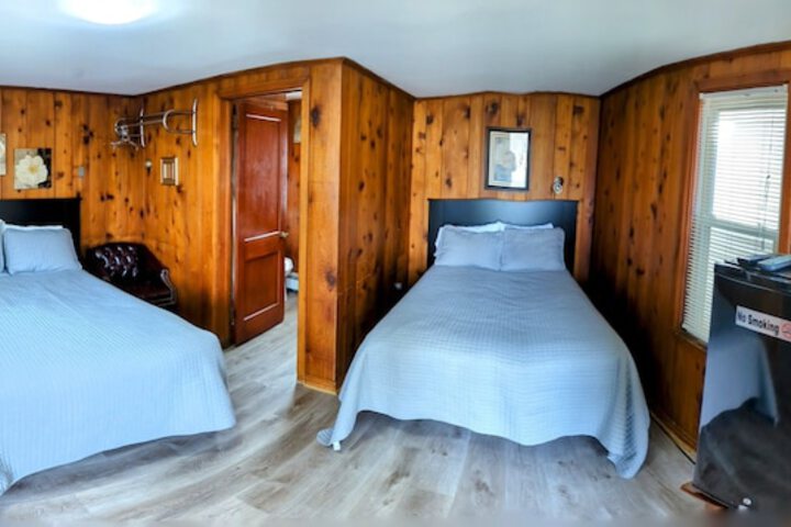 Room 34 of 140