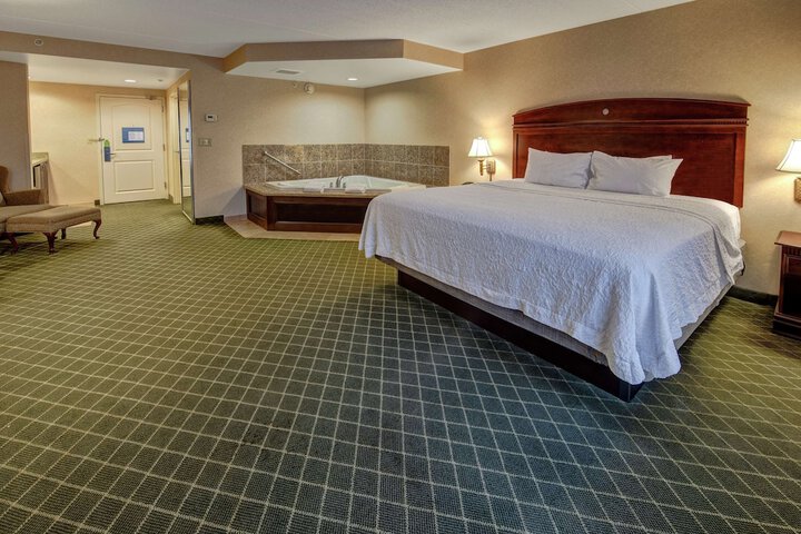 Room 10 of 39