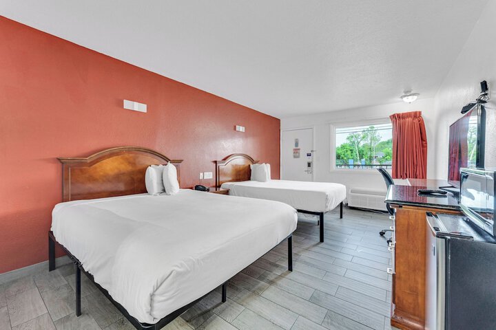 Room 28 of 42
